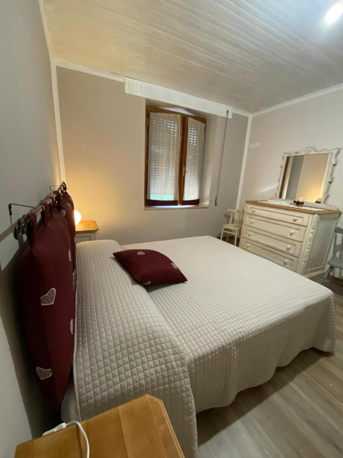 Da Cinzia Apartment พิเอเวเพลาโก ภายนอก รูปภาพ